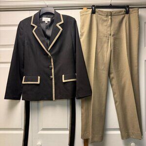 Le Suit 2-Pc Belted Pant Suit - Sz 14